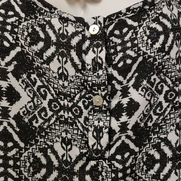 Pink Rose 🌹 Flowy Print Blouse Shirt - Picture 2 of 10